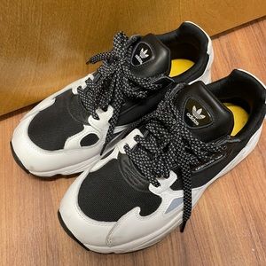 ADIDAS Originals Falcon W B28128